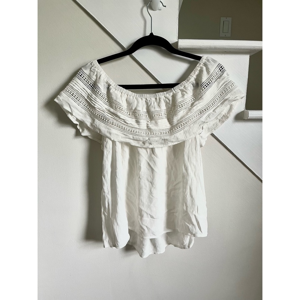 1.STATE Off Shoulder Ruffle Top With Trim - Picture 3 of 5